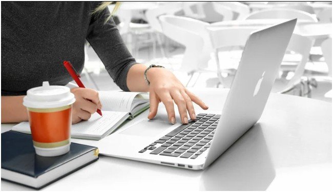 Best Mac Tools for a Cleaner Screen